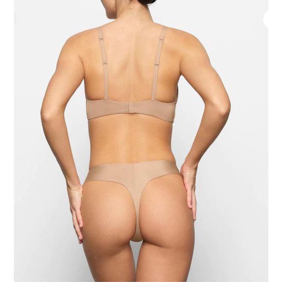 SKIMS Wireless Form T-Shirt Demi Bra Clay Size 36B - Picture 3 of 9